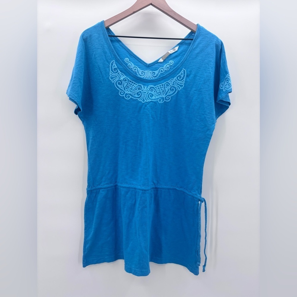 Athleta Blue Embroidered Blue Taj Tunic Top Size Medium